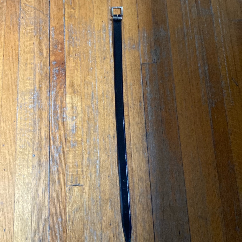 CALVIN KLEIN Black calfskin belt.Size: 28 in.